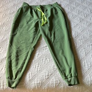 Figs Olive Green / Fern Jogger Pants